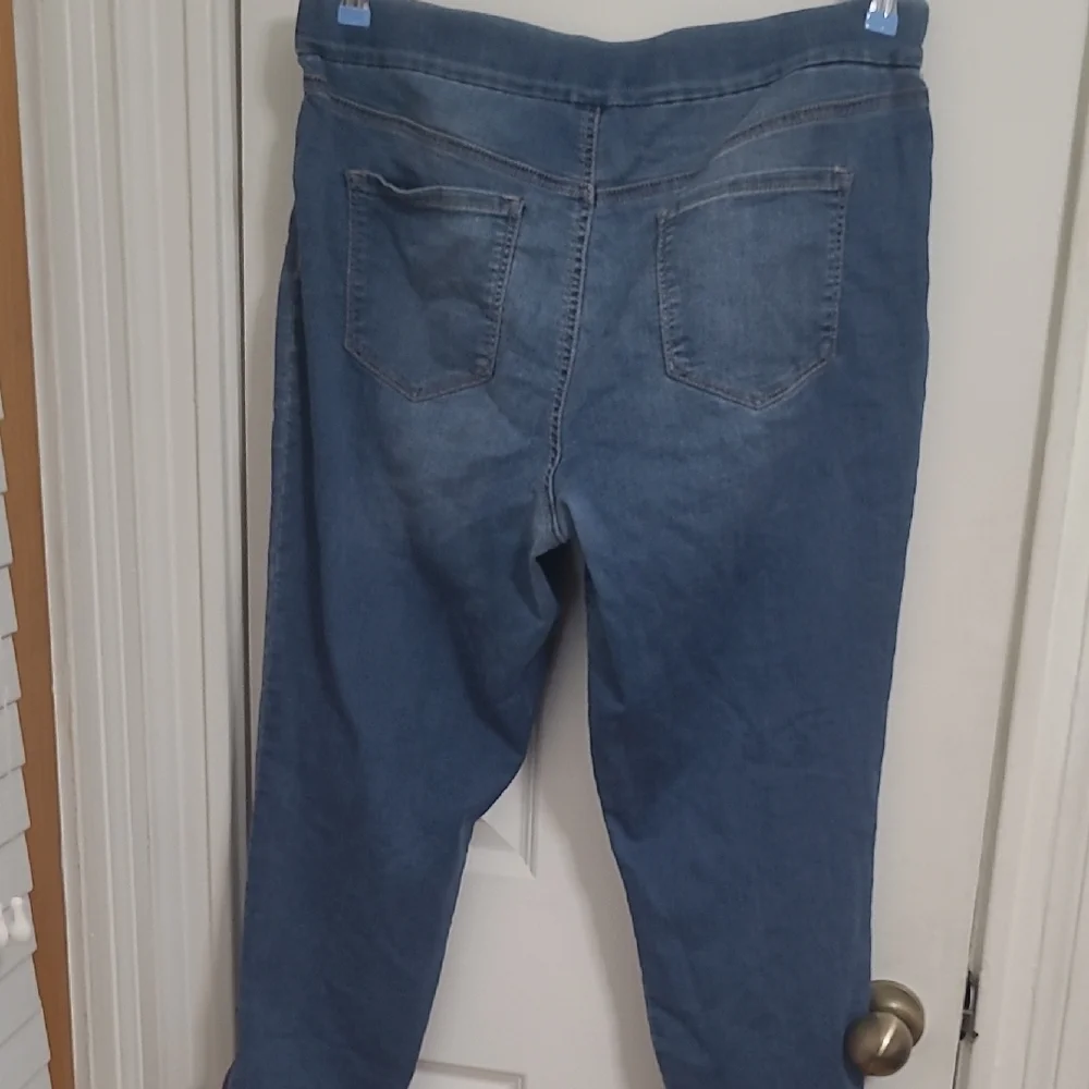 (FF) Nine West HEIDI PULL ON CROPPED Denim Blue Women's Jeggings - Picture 3 of 10